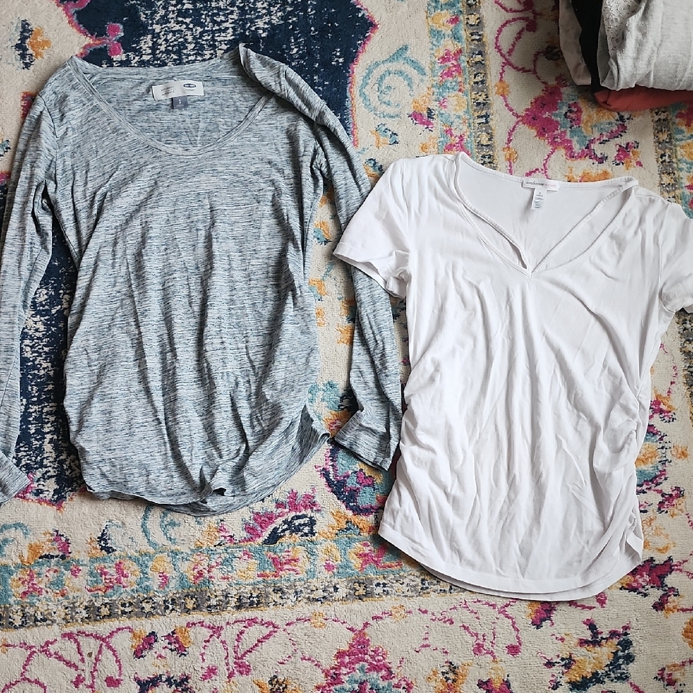 Old Navy Women's Tops in Gray and White